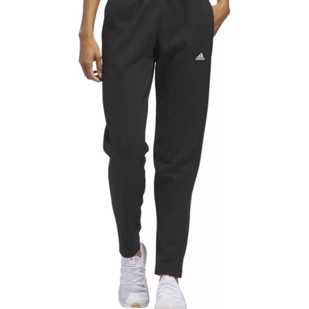 adidas Womens Relaxed Fit Tapered Legs Fleece Pant, Size M.  AW
